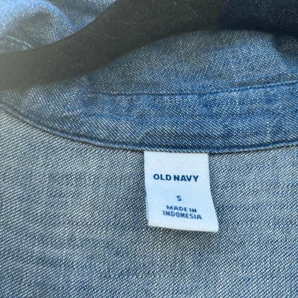 Old Navy Chambray Midwash Dress Small - Picture 3 of 4